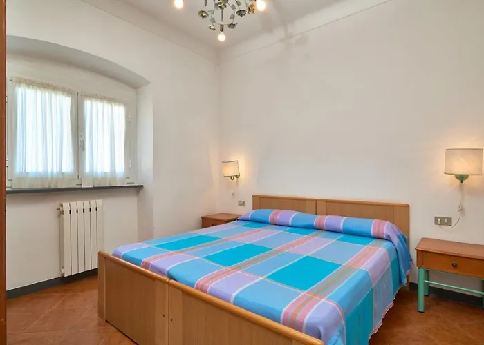 Garibaldi 3*