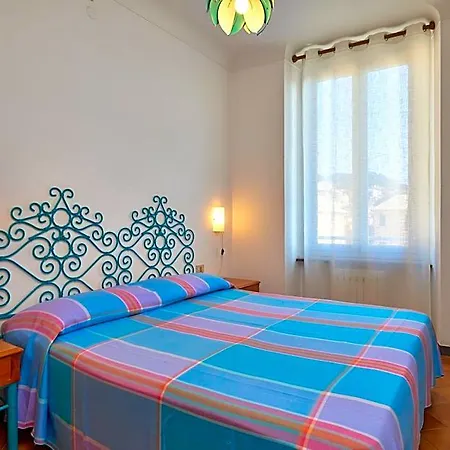 Garibaldi 3*