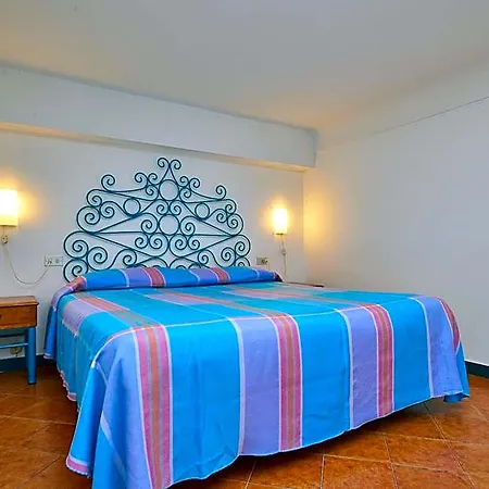 Garibaldi Hotel 3*