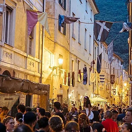 Ξενοδοχείο Garibaldi 3*